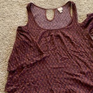 Women’s Cold Shoulder Top